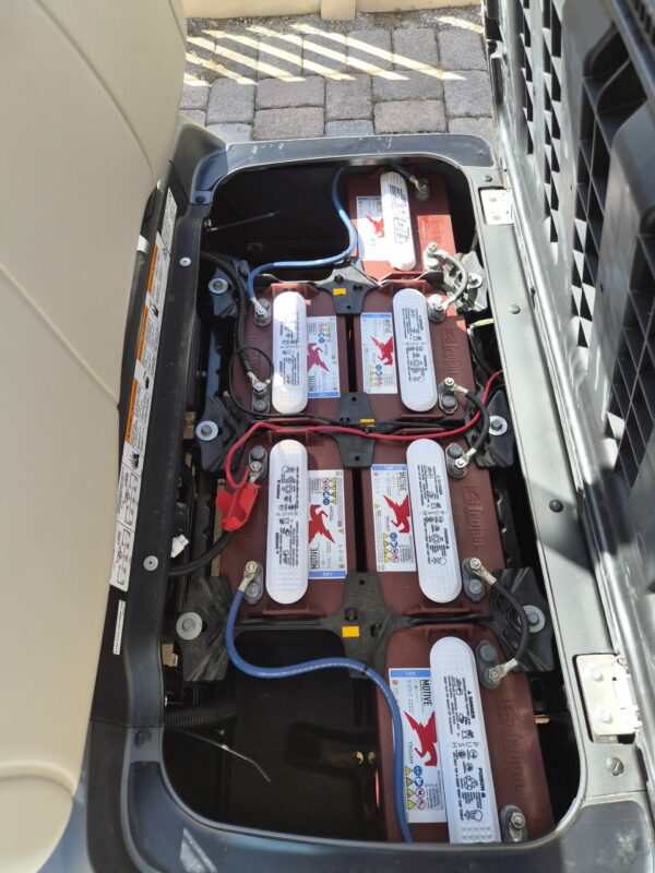 2023 Yamaha Drive2 PTV 2 Passenger - Electric - Image 4